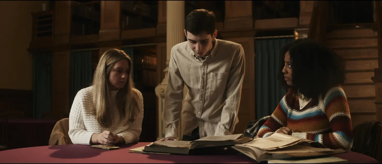 Corin Clay y Danielle Grotsky en cheat
