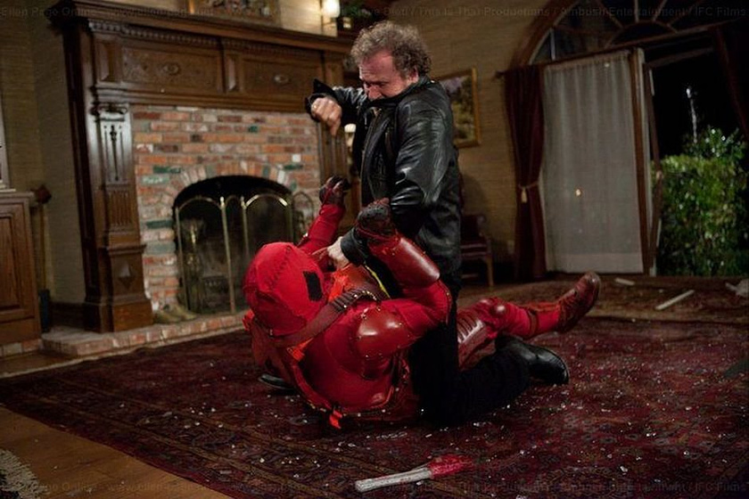 Michael Rooker y Rainn Wilson en Super