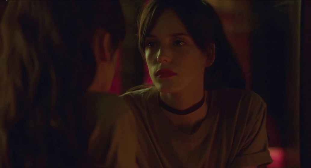 Stacy Martin en rosy
