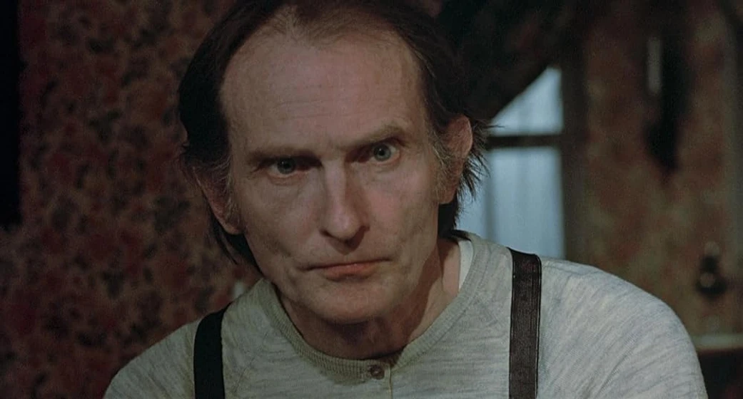 Roberts Blossom en trastornado-deranged