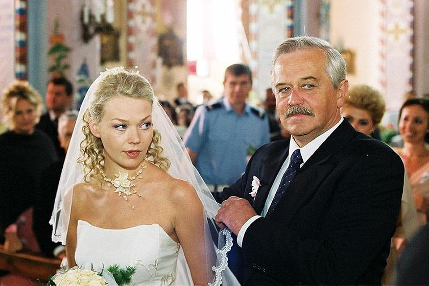 Marian Dziedziel y Tamara Arciuch en the-wedding-2004