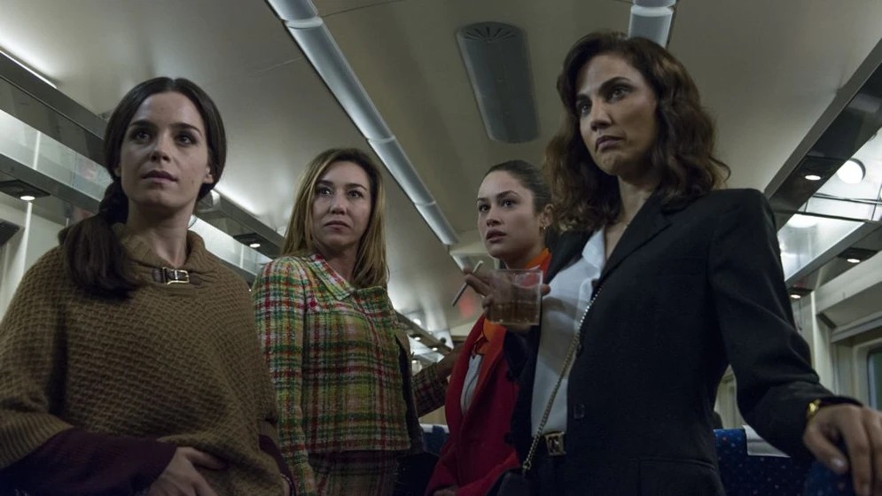Lola Dueñas, Aida Folch, Núria Gago y Toni Acosta en incidencias