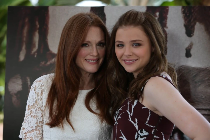 Julianne Moore y Chloë Grace Moretz en carrie-2013 (Presentación en Cancun)