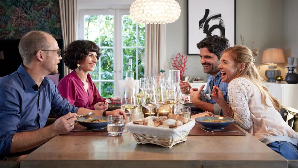 Imagen de la-cena-de-las-confesiones