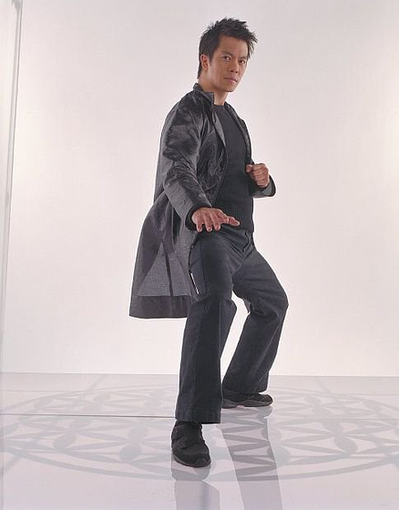 Byron Mann en Invencibles