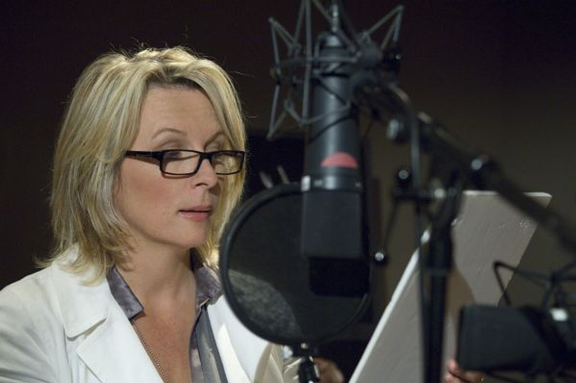 Jennifer Saunders en Los Mundos de Coraline