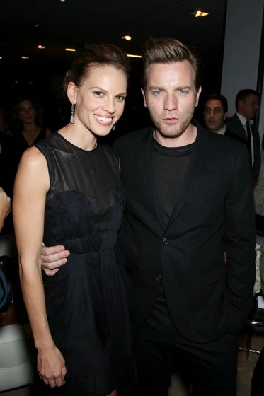 Ewan McGregor y Hilary Swank en amelia (Premiere en Los Angeles. Octubre 2009)