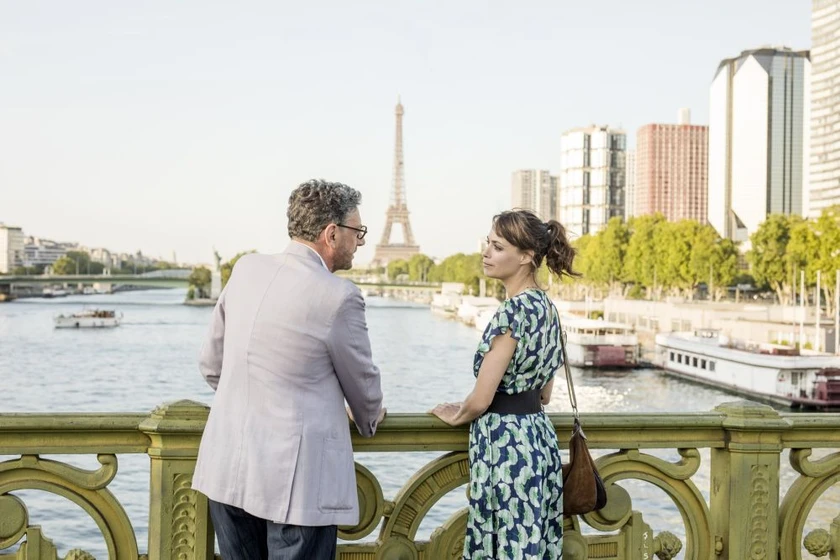 Sergio Castellitto y Bérénice Bejo en una-libreria-en-paris