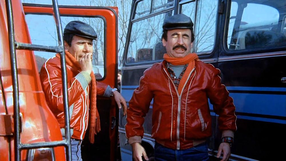 Sener Sen y Ilyas Salman en abbas-in-flower