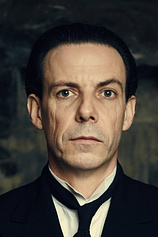 photo of person Noah Taylor