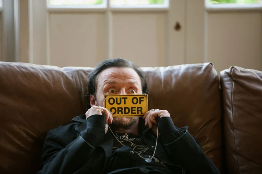 Simon Pegg en Bienvenidos al fin del mundo