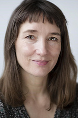 picture of actor Emily Woof