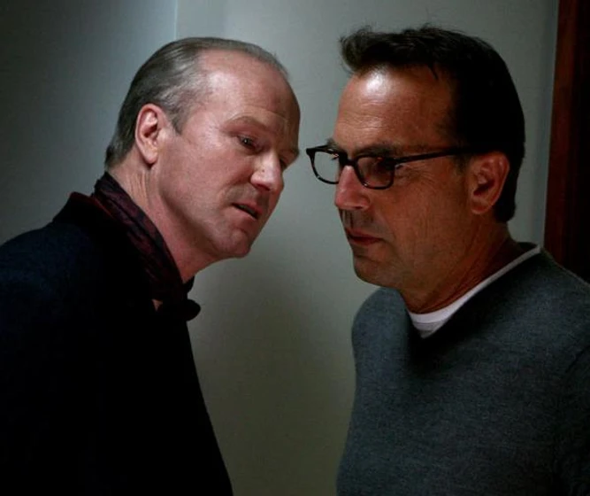 Kevin Costner y William Hurt en Mr. Brooks