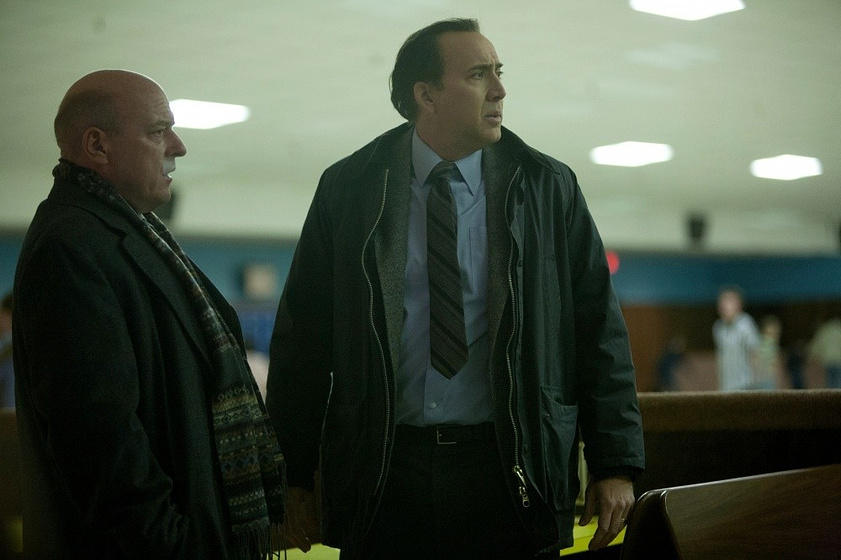 Nicolas Cage y Dean Norris en Caza al asesino