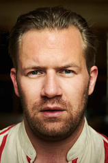 picture of actor Nico Holonics