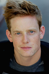 picture of actor Jeff Larson