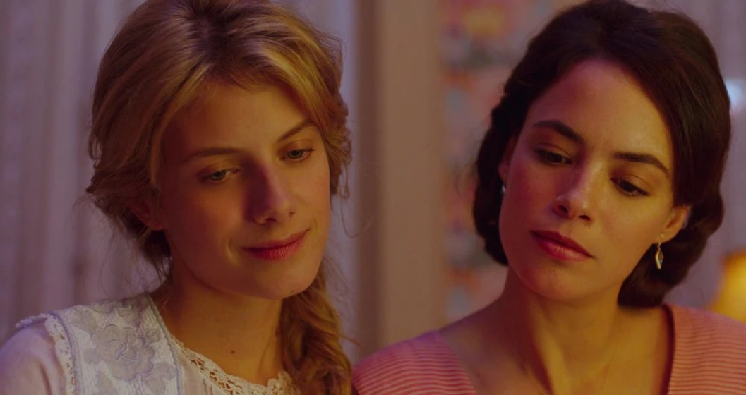 Bérénice Bejo y Mélanie Laurent en eternite