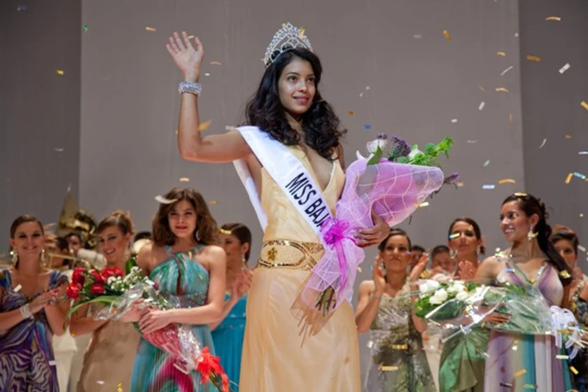 Stephanie Sigman en miss-bala