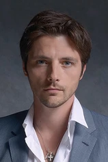 Foto de Raphaël Personnaz