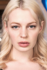 picture of actor Chloe Farnworth