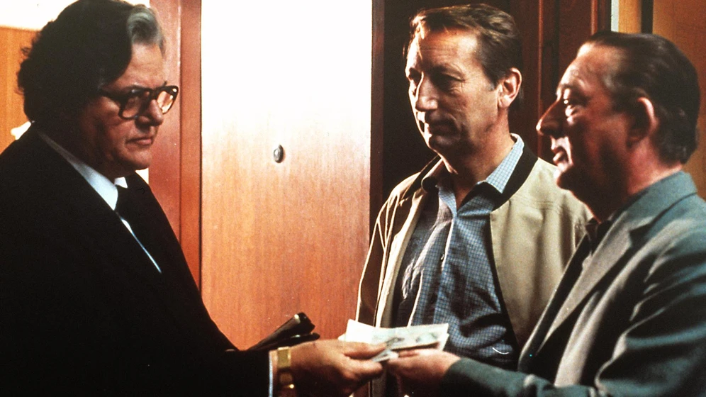 Buster Larsen, John Hahn-Petersen y Poul Bundgaard en el-cadaver-paralelo