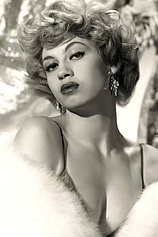 picture of actor Lily Ayers