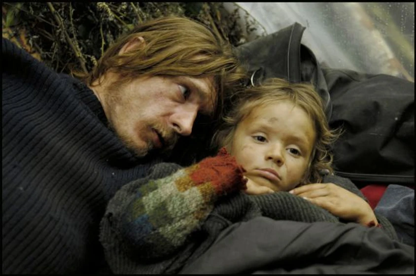 Guillaume Depardieu y Max Baissette de Malglaive en versalles