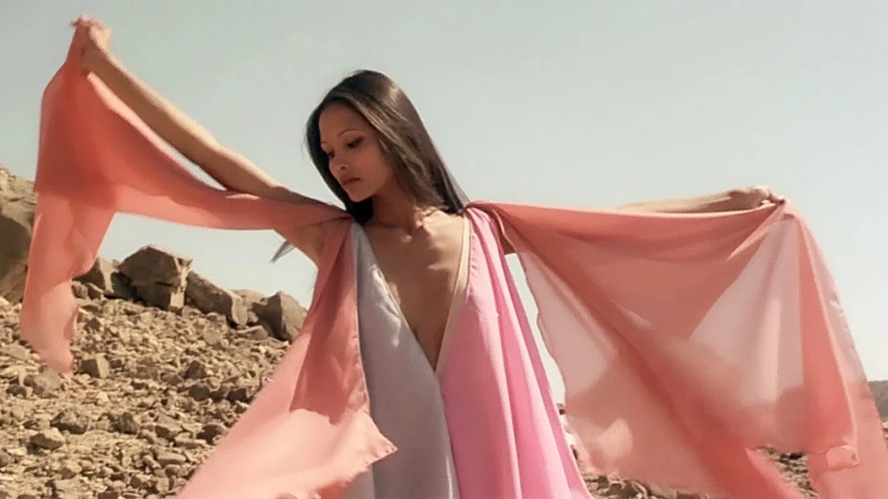Laura Gemser en Emanuelle Viciosa