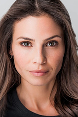 picture of actor Ana Ayora