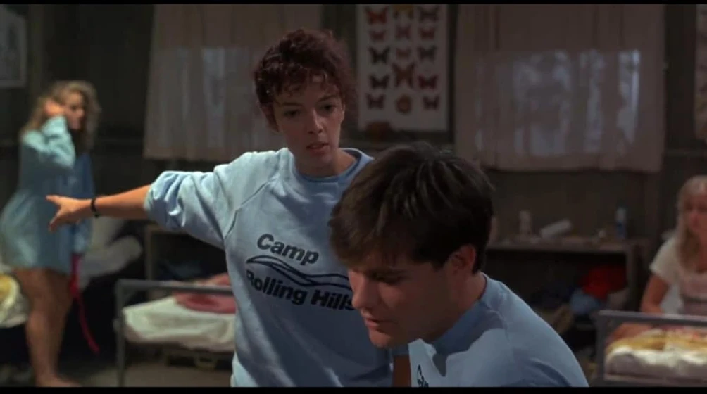 Renée Estevez y Tony Higgins en campamento-sangriento-2