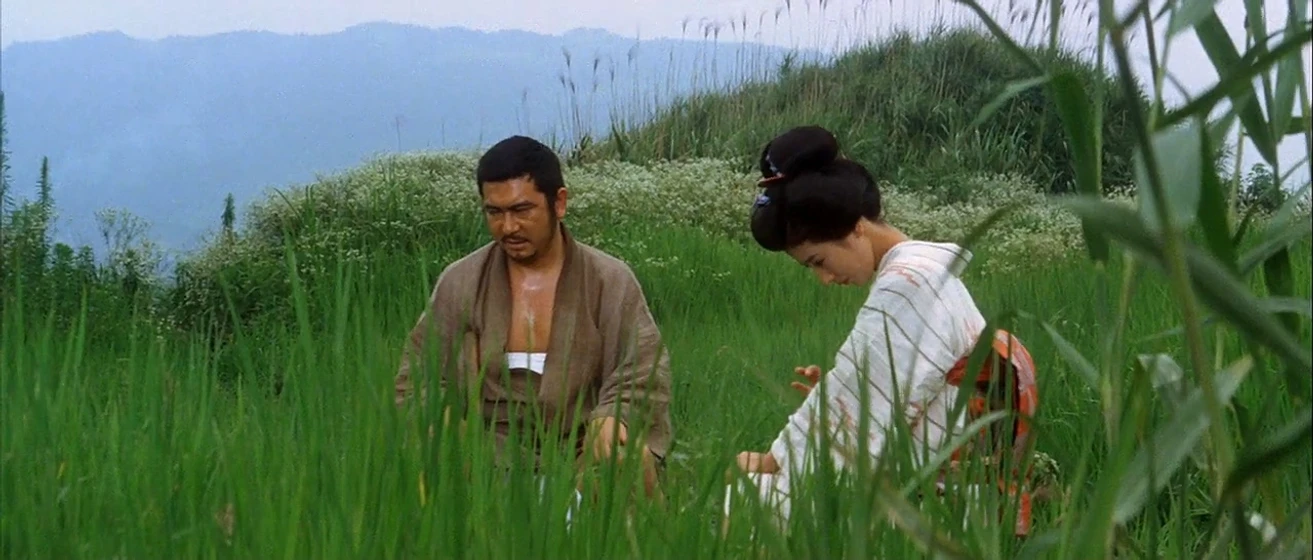 Shintarô Katsu y Kayo Mikimoto en zatoichi-and-the-fugitives