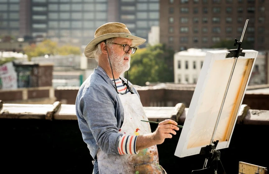 John Lithgow en el-amor-es-extrano