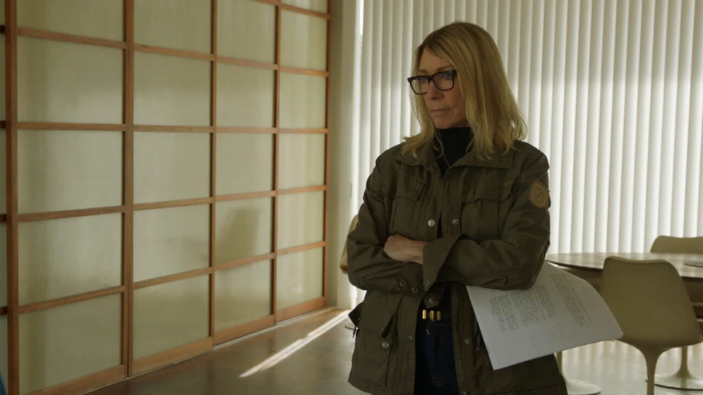 Kim Gordon en bad-painter