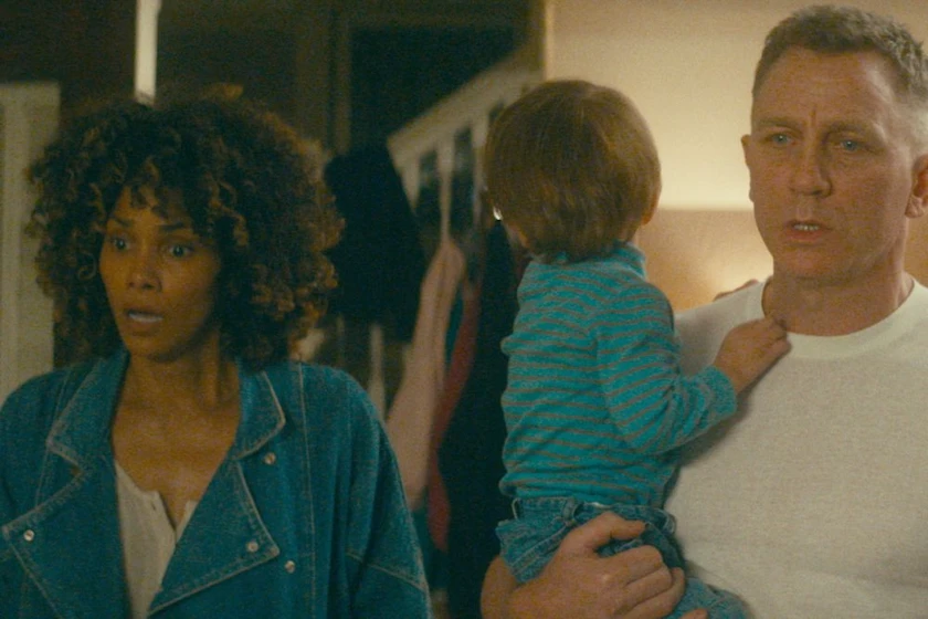Daniel Craig y Halle Berry en kings