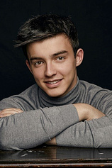 picture of actor Carlos Lorenzo