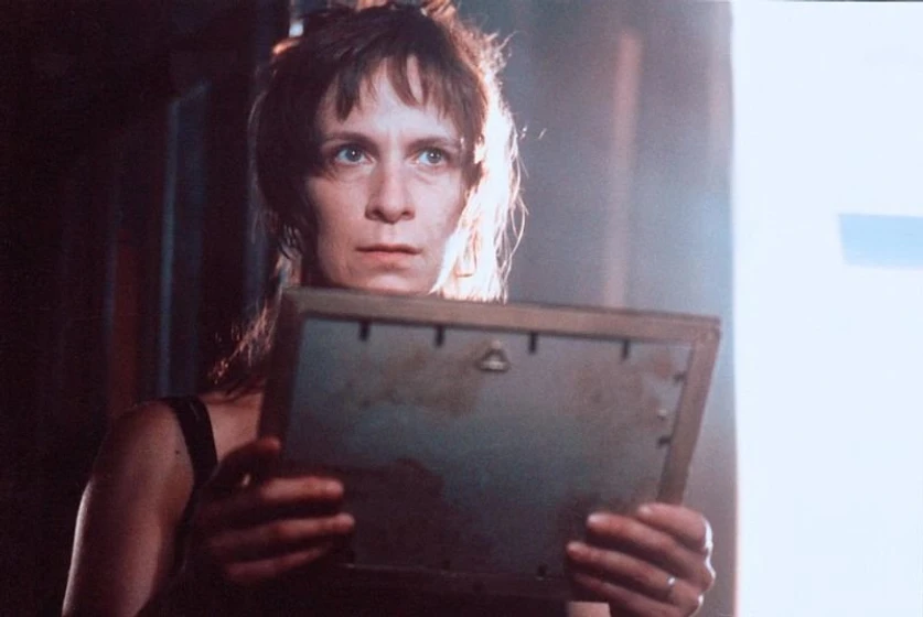 Amanda Plummer en 7-dias-de-vida