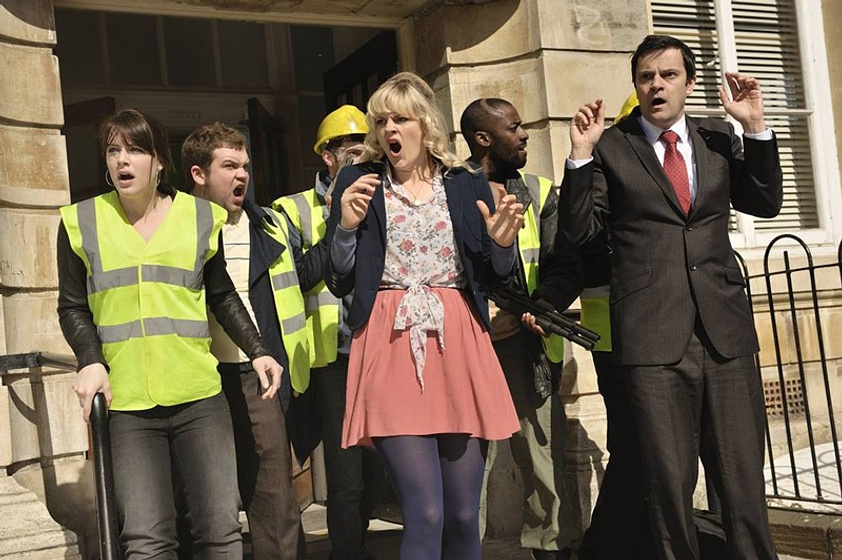 Michelle Ryan, Tony Gardner, Georgia King, Jack Doolan y Ashley Thomas en Invasión Zombie
