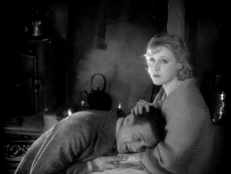 Malcolm Keen y Anny Ondra en El Hombre de la isla de Man