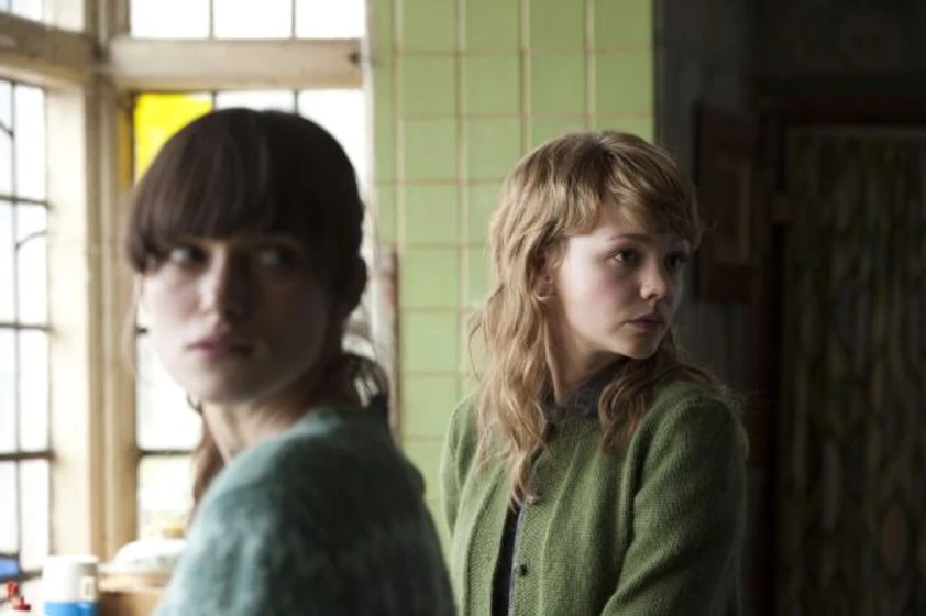 Keira Knightley y Carey Mulligan en nunca-me-abandones