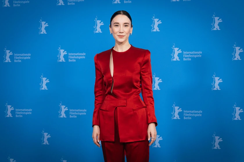 Sibel Kekilli en Yunan (Berlinale. Febrero 2025)