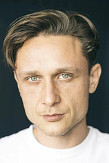 picture of actor Cezar Grumăzescu