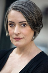 picture of actor Paget Brewster