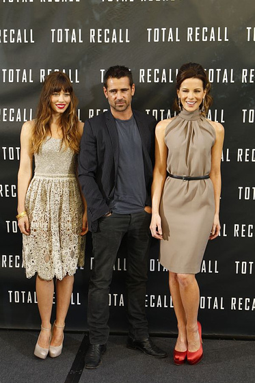 Colin Farrell [I], Kate Beckinsale y Jessica Biel en Total Recall (Desafío Total) (Premiere en Los Angeles. Julio 2012)