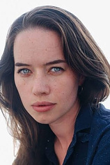 photo of person Anna Popplewell