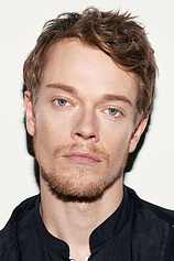 picture of actor Alfie Allen