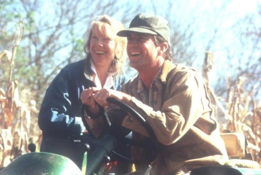 Sissy Spacek y Mel Gibson en cuando-el-rio-crece