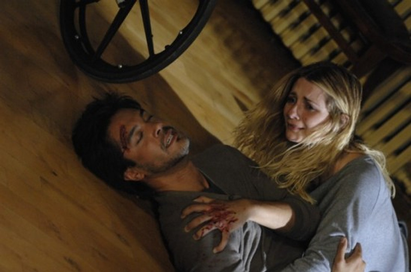 Mischa Barton y Marco Grazzini en Identidad en la Sombra