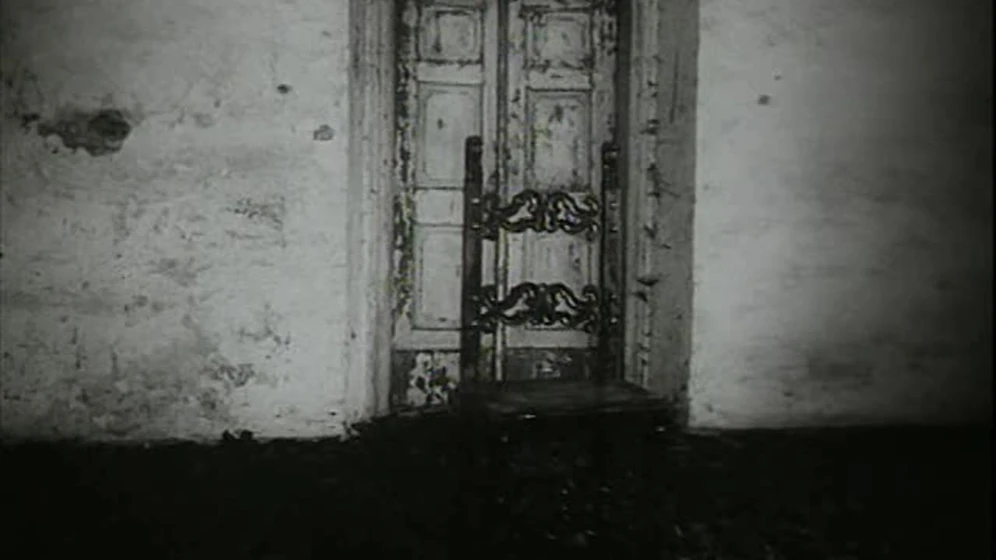 Imagen de la-caida-de-la-casa-usher-1982