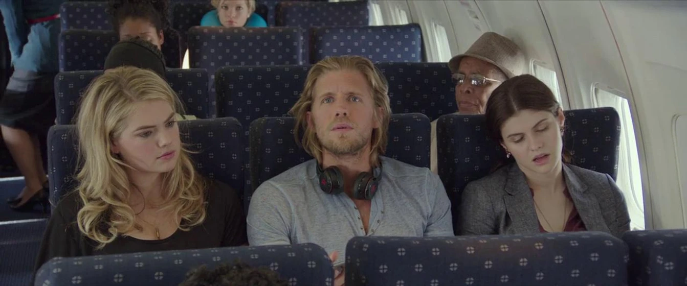 Matt Barr, Alexandra Daddario y Kate Upton en cambio-de-planes
