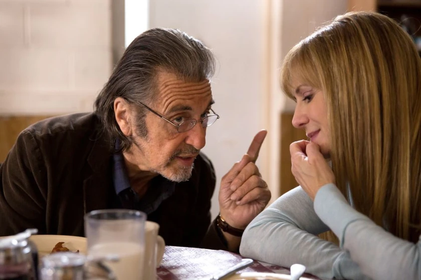 Holly Hunter y Al Pacino en senor-manglehorn
